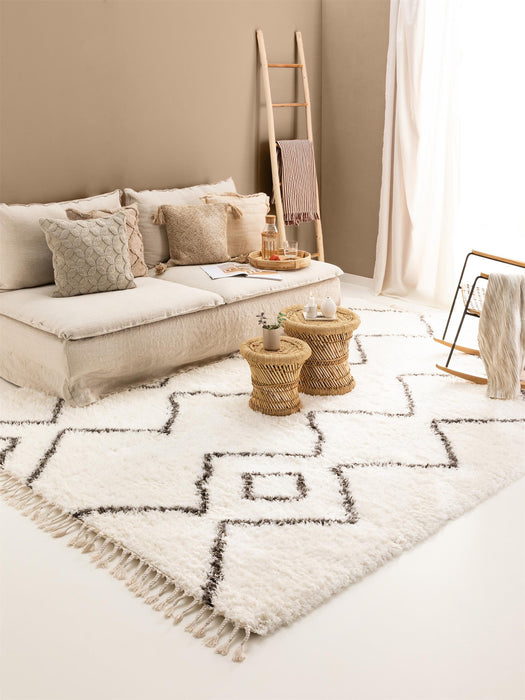 Ebba Shaggy Geometric Rug Beige